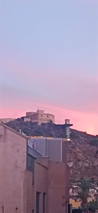 Mawilec, Centre, Plage, Port, Garage Águilas Екстериор снимка